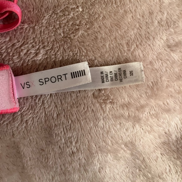 Victoria Secret Sport Pink Sports Bra - Picture 3 of 5